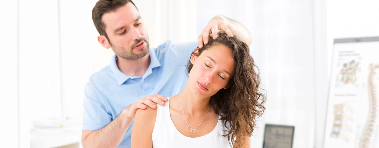 neck-pain-excel-physical-therapy-oshkosh-wi