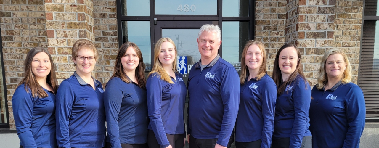 team-photo-header-Excel-Physical-Therapy-Oshkosh-WI.jpg